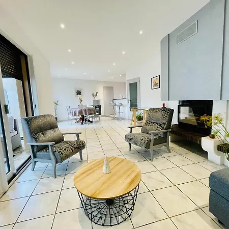Maison T2 De 70 M2 Avec Jardin Et Veranda Rignac  Exterior photo